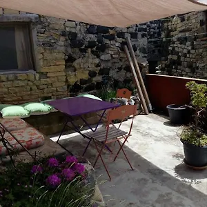 Appartement Ruelles Et Terrasses, Mirabel (Ardeche)